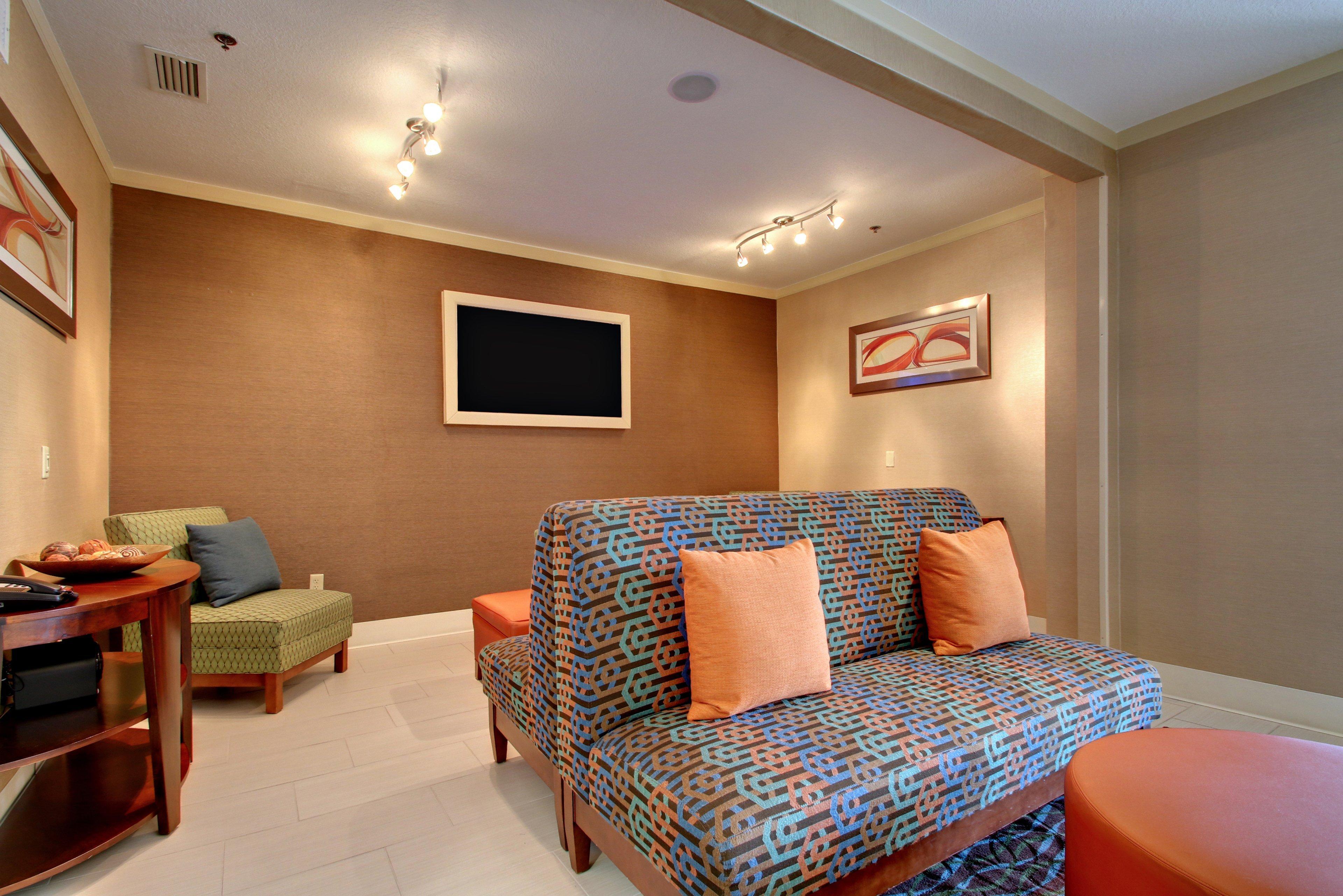 Holiday Inn Express & Suites Jacksonville South - I-295 By Ihg Bagian luar foto